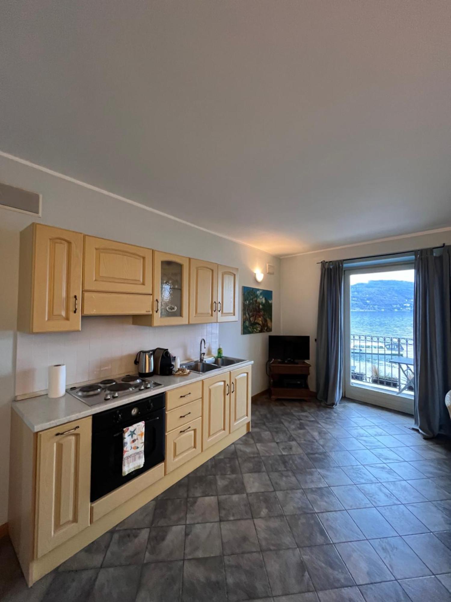 Appartamento Il Porto Baveno Exterior photo